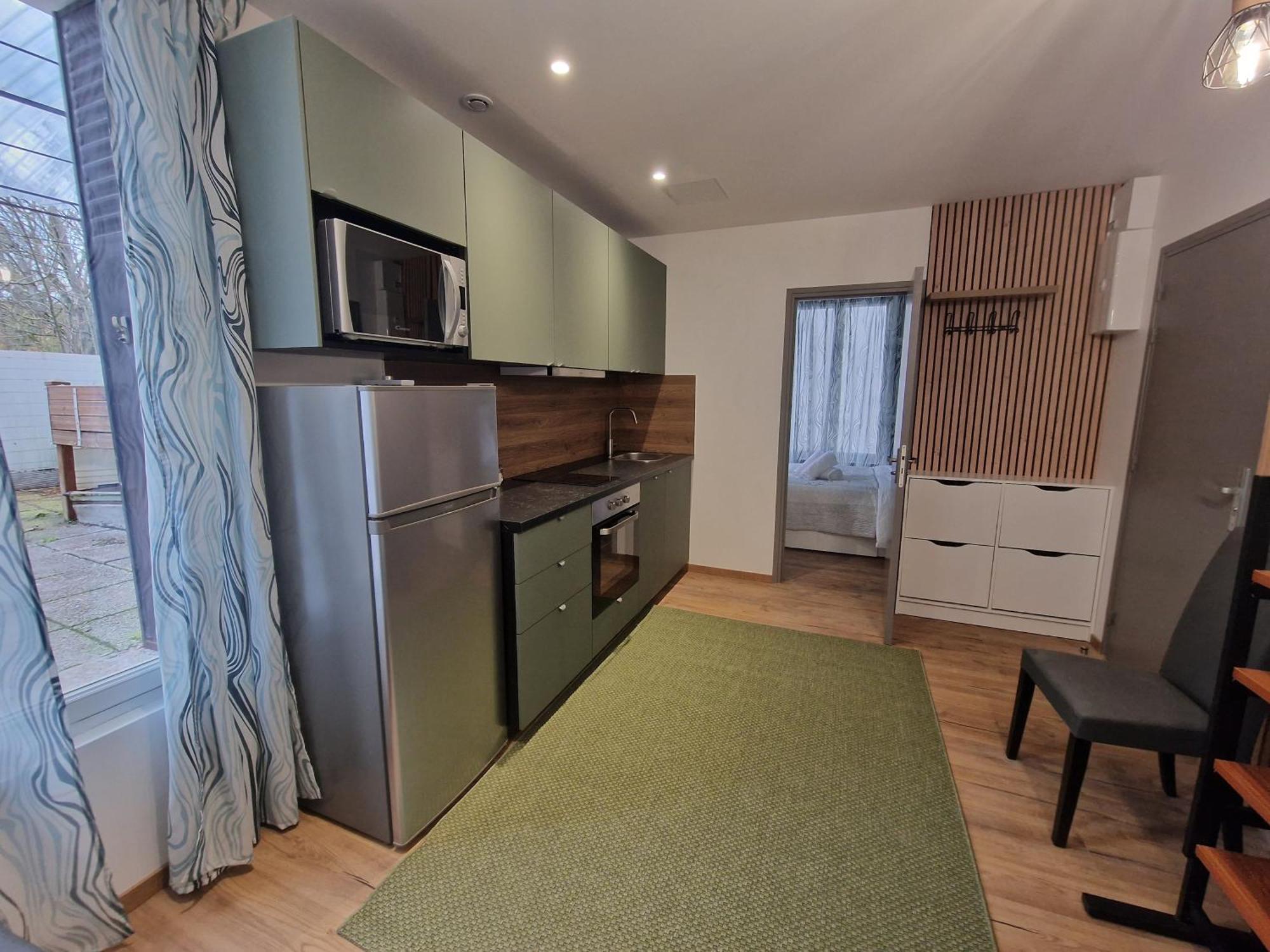 Maison D'Hotes Avec 3 Appartements Et Un Studio Viry-Chatillon Exterior photo